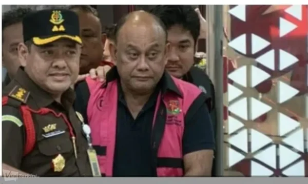 Dadan Hindayana Ditahan Usai Pulang Haji